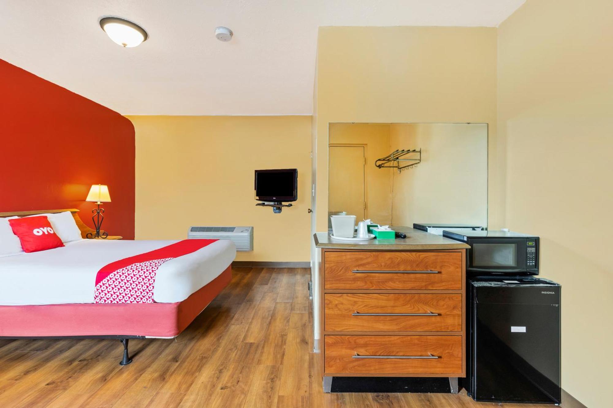 Hotel Oyo Oh - Boardman 2*