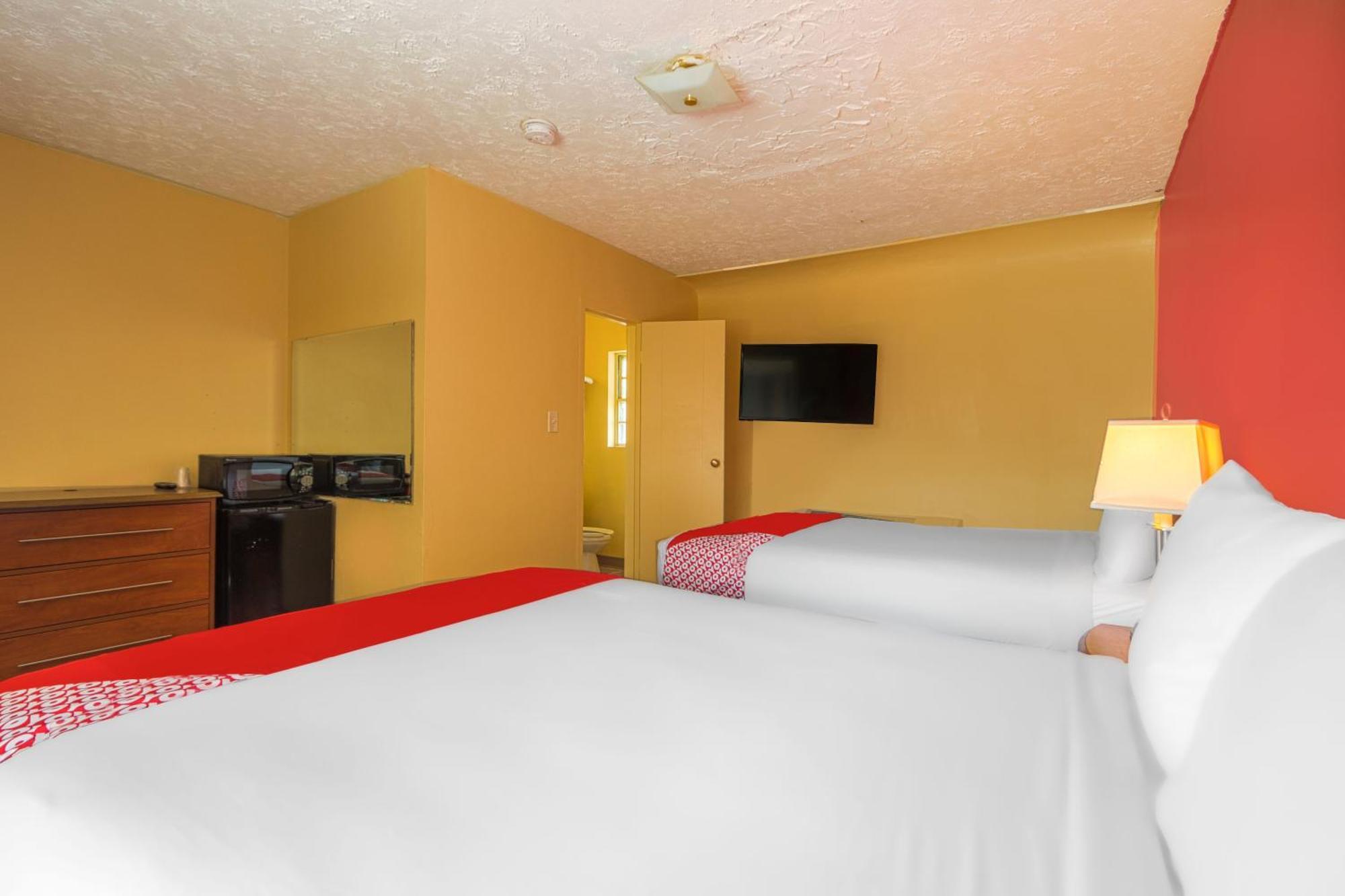 Hotel Oyo Oh - Boardman North Lima